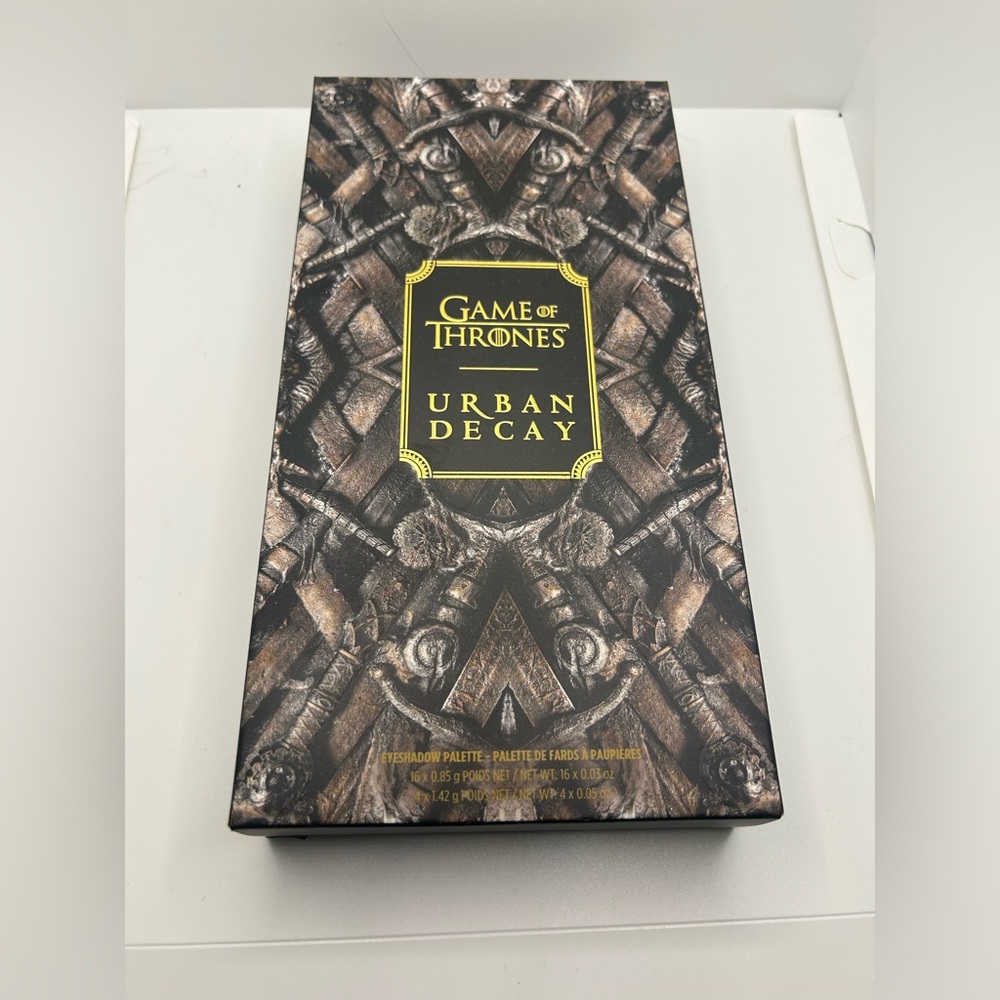 Game of Thrones urban decay eye shadow palette new never used